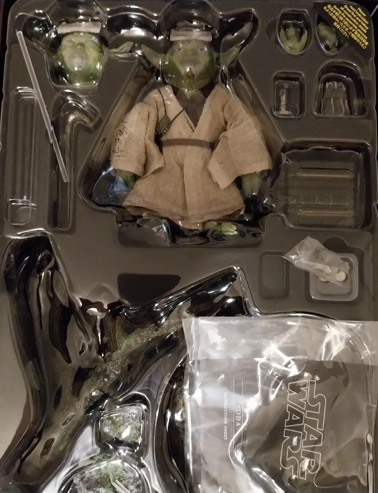 Hot Toys Action Figure Yoda Sixth Scale Figure Auction Online Catawiki