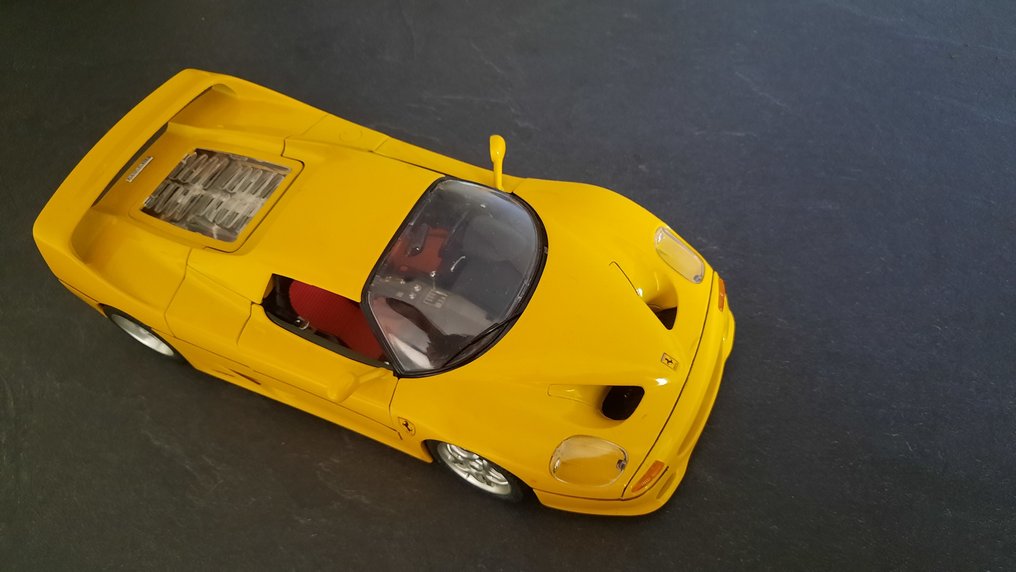 Hot Wheels And Burago Model Car Ferrari Scaglietti Gto Gt Testarossa