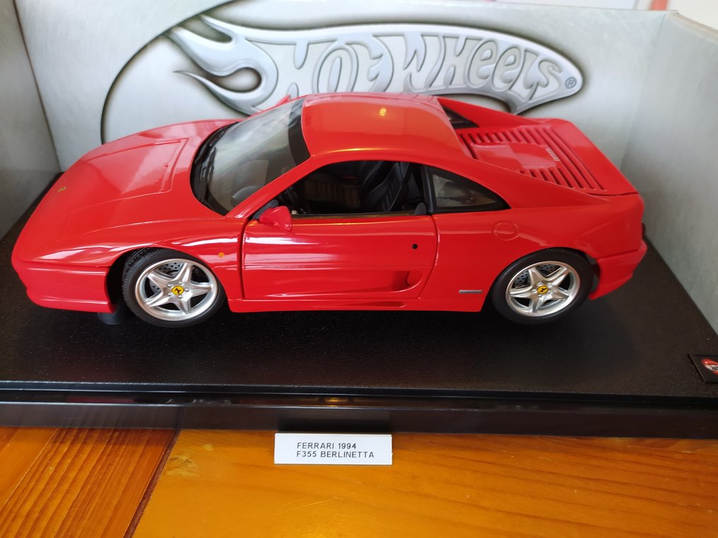 Hot Wheels Model Car Ferrari F Berlinetta F Spider F Berlinetta F