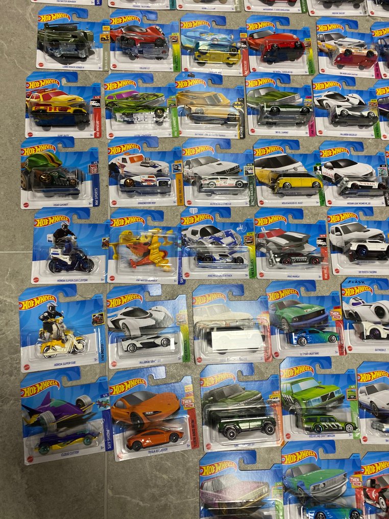 Hot Wheels 1 64 67 Model raceauto Lot de 67 Modèles Divers Catawiki