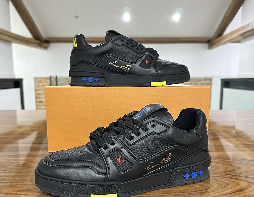 Shoe bidding site cheap