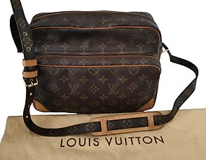 Louis Vuitton - Rivoli Handbag - Catawiki