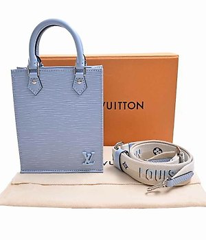 Louis Vuitton - Monogram Bandana Discovery Bumbag - - Catawiki