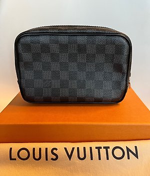 Louis Vuitton - Trousse Toilette 23 M47524 - Clutch bag - Catawiki