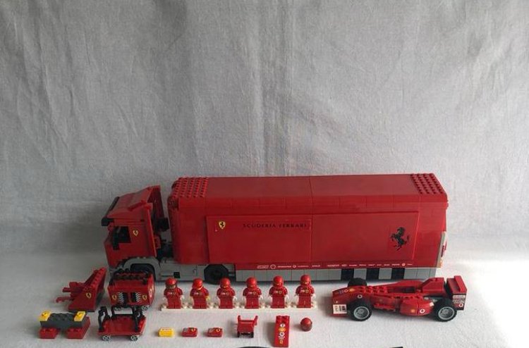 LEGO Lego 8654 Scuderia Ferrari Truck Lego 8672 Ferrari Finish Line auction online Catawiki