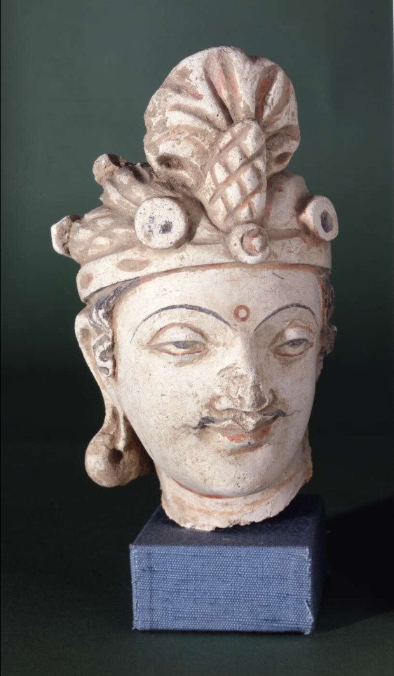 【gandhara】 Bonhams : A POLYCHROMED STUCCO HEAD OF BUDDHA ANCIENT REGION