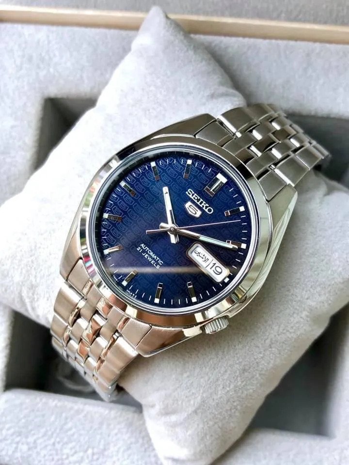 Seiko SEIKO 5 GENT DIAL BLU No Reserve Price Men Automatic Day Date Blue Dial auction online Catawiki