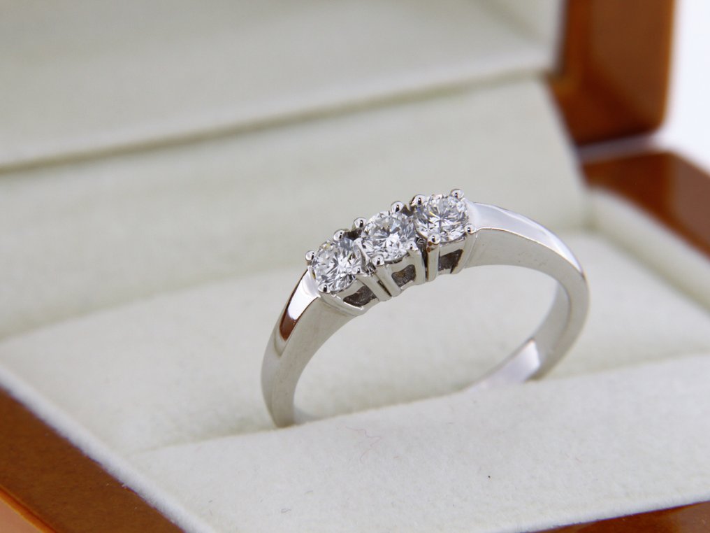 Ring - 18 karaat Witgoud - 0.51ct. tw. - Diamant #1.0