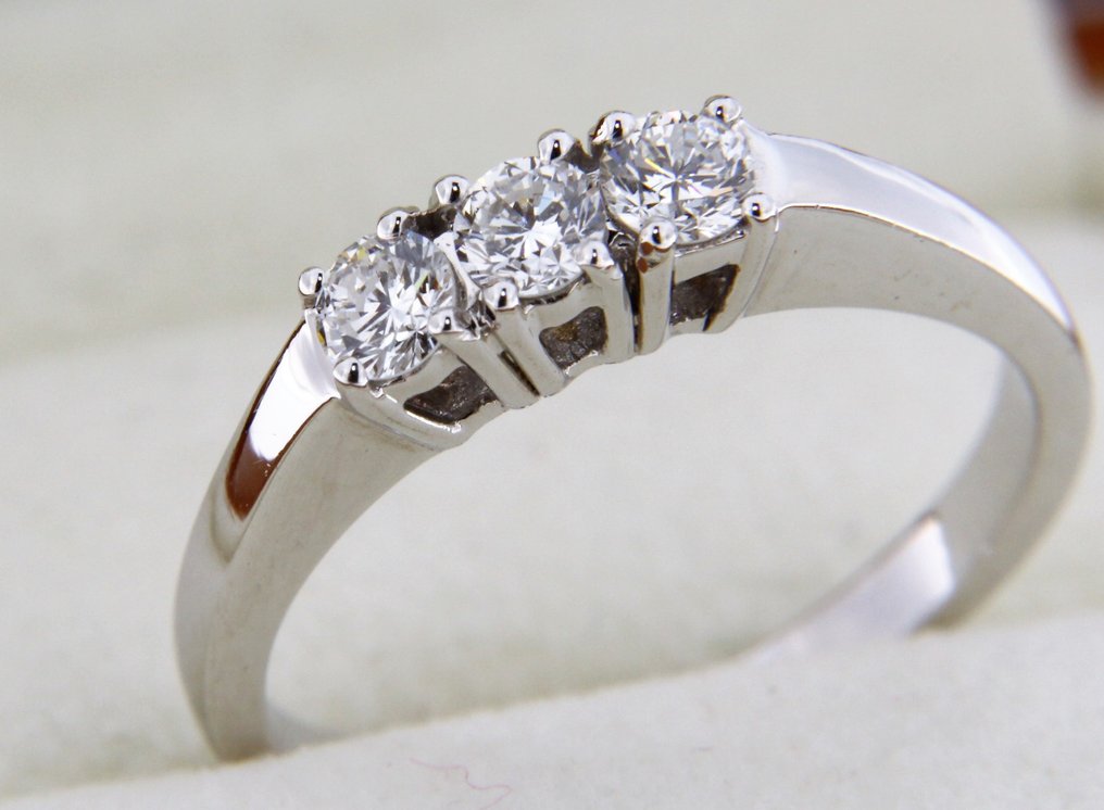 Ring - 18 karaat Witgoud - 0.51ct. tw. - Diamant #1.0
