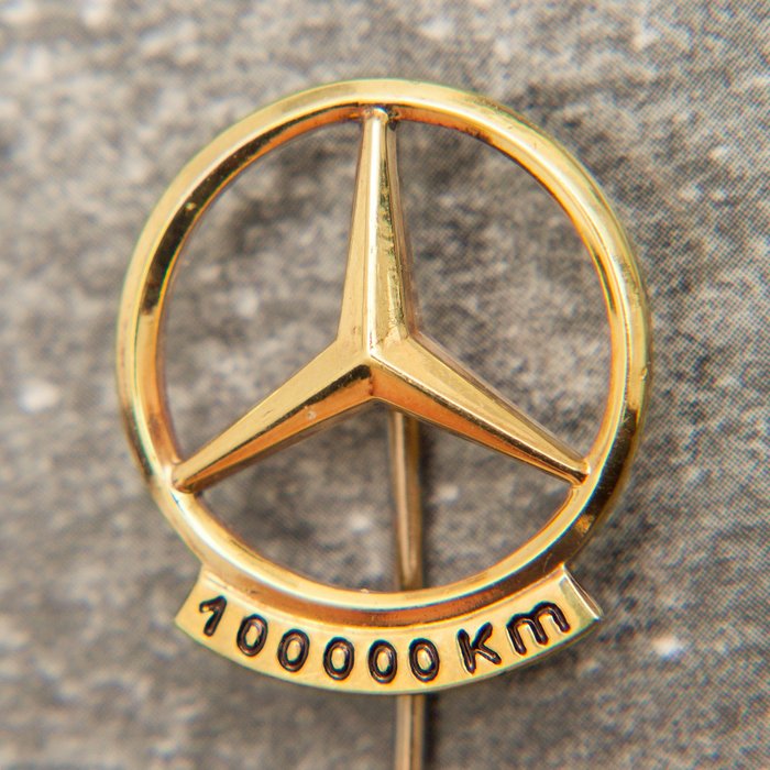 Pin badge 1950-70´s Polished Mercedes Benz Daimler Silver Gold Pin 100.000 & 250.000 Km 835 Silver Goldplated - Germany - 20th - mid (WW II) #2.1