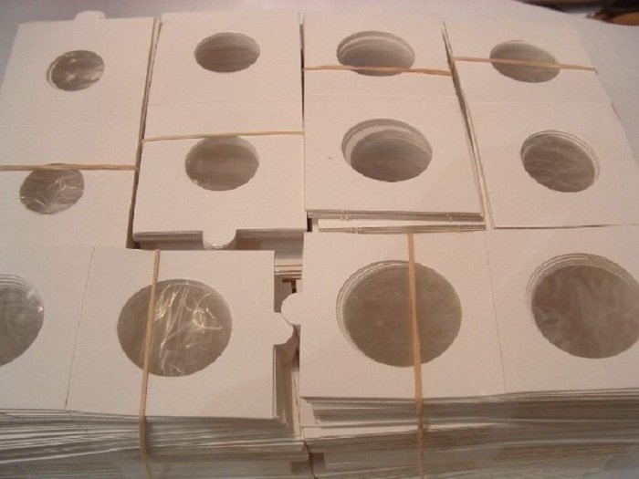 Accessories. 1000 Zelfklevende munthouders in vele maten  (No reserve price) #1.0