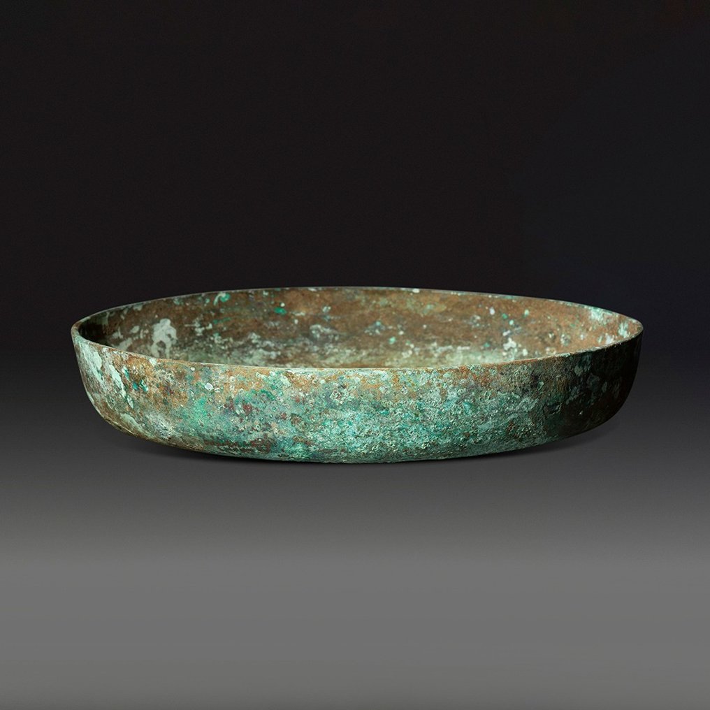 Etruscan 青銅色 盤菜。西元前6-5世紀。 27.5 厘米深。非常好 #1.2
