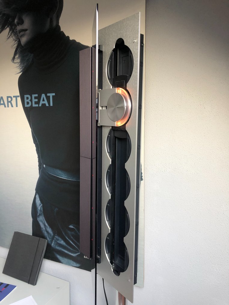 Bang & Olufsen Dawid Levis - BeoSound 9000 MK III - stare excelentă - cu suport pentru podea - cablu de streaming Set hi-fi #2.1