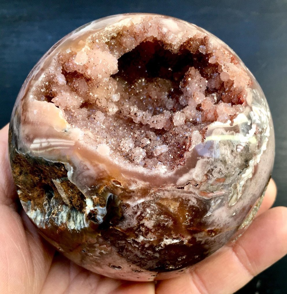 Ágata - Geoda de Calcedonia Esfera con cristales - Altura: 96 mm - Ancho: 96 mm- 1095 g #1.1