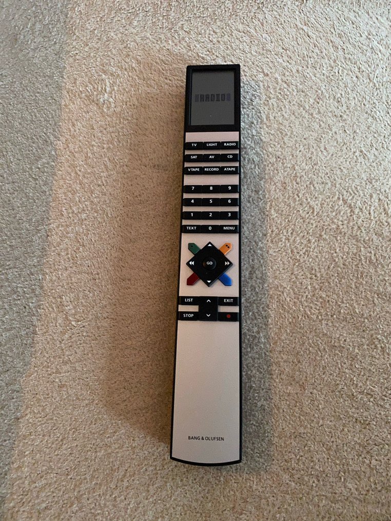 Bang & Olufsen - Beo 4 remote control with LCD screen Remote control #1.0