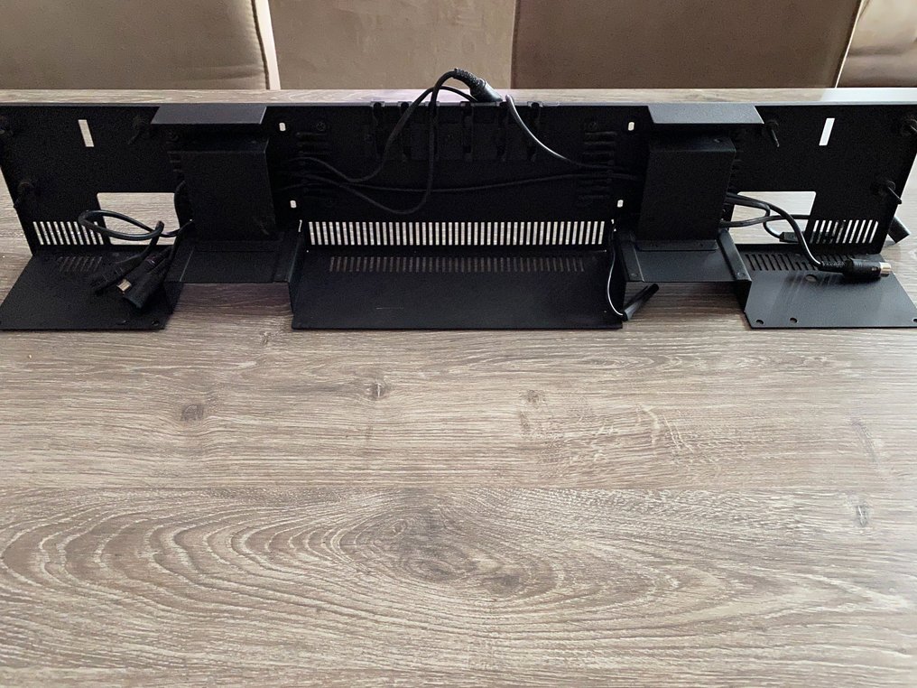 Bang & Olufsen David Lewis - Bracket for BeoSound & BeoLabs - Complete with all cables Hi-fi set #4.3