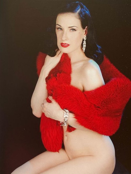 Sean McCall - Welcome to Fabulous L.A. Girls Confidential - 2015 #3.2