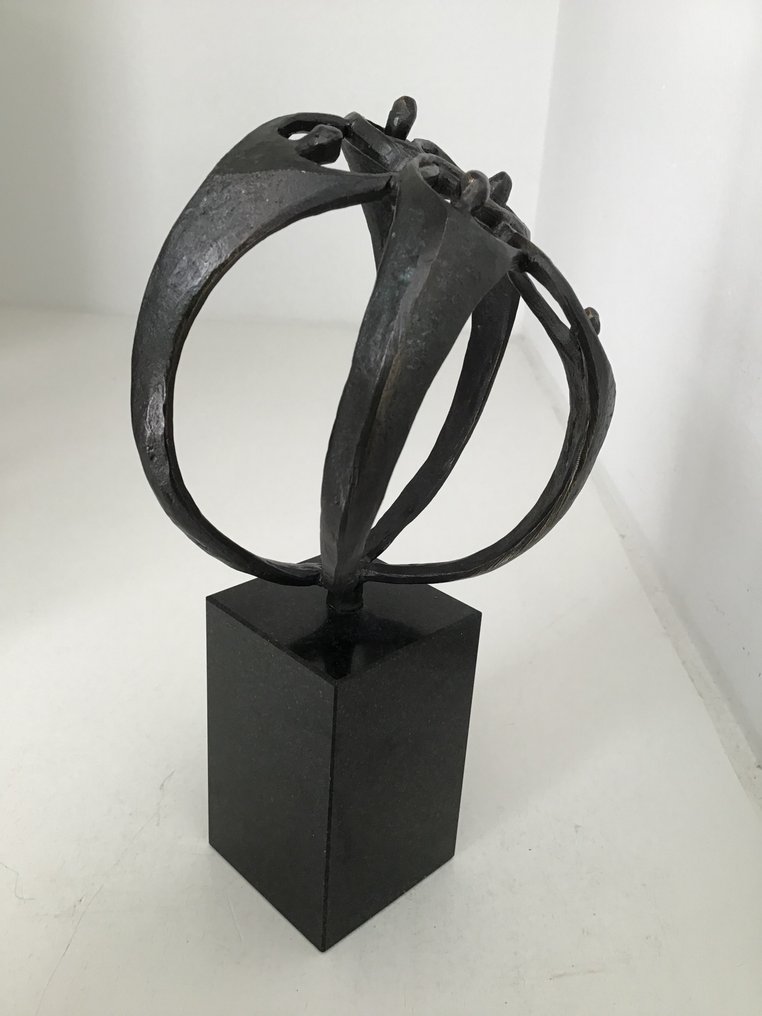 Corry Ammerlaan Artihove - Skulptur, “ Samen de handen ineen “ - 20 cm - Bronze #2.1