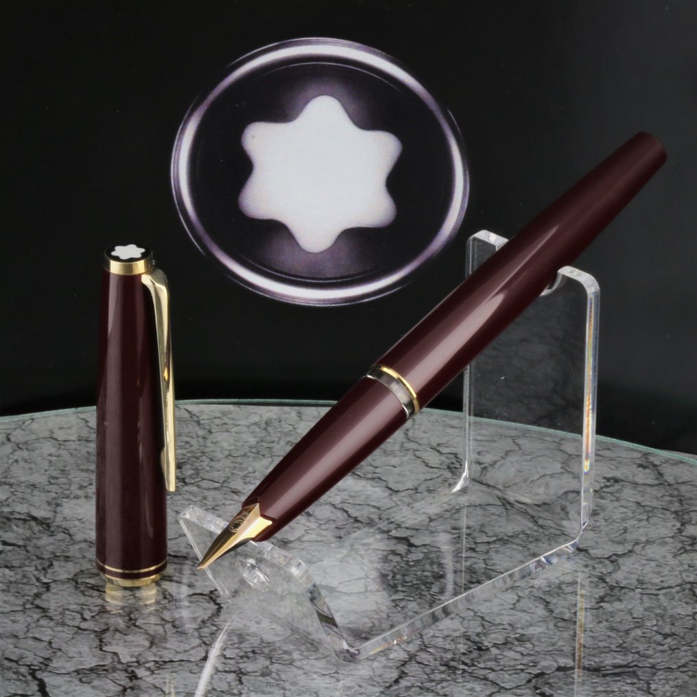 Montblanc - Nº 210 Old c. 1970-79 Bordeaux Polished & Cleansed in New Conditions Gift Set - M - - 没有保留价 - 钢笔 #1.0