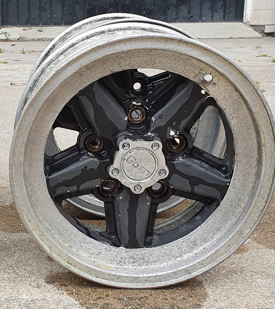 Porsche - Roda - 1070 #1.0