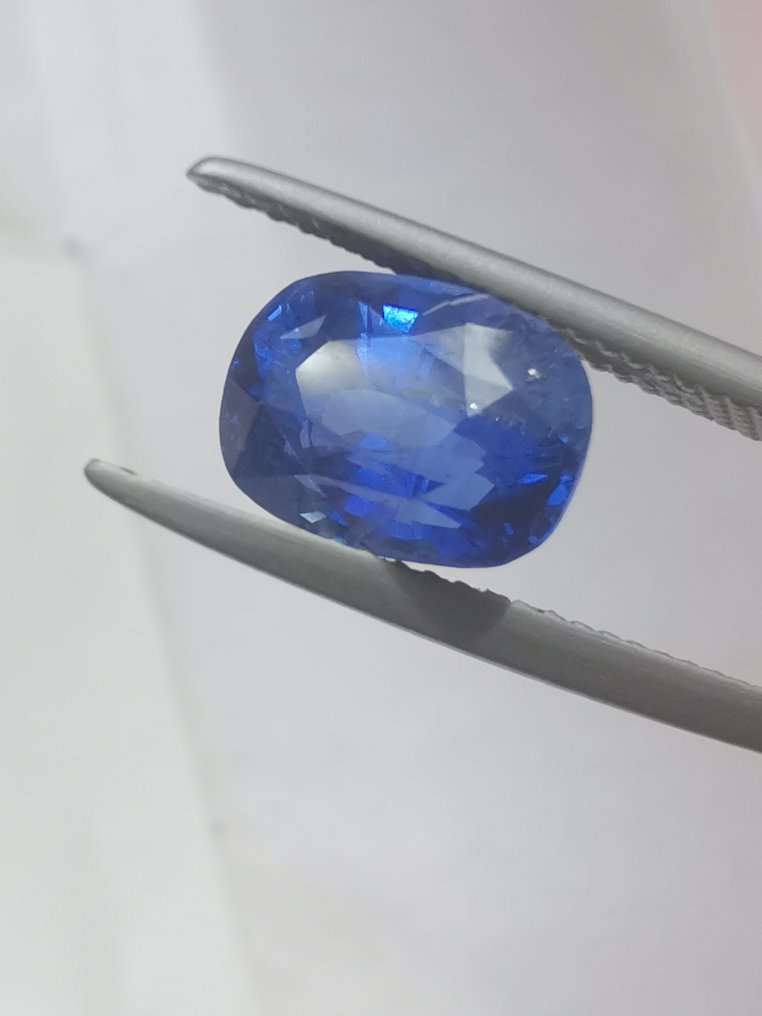 1 pcs  Sapphire  - 3.06 ct - Instituto Gemólogico Español (IGE) #1.0