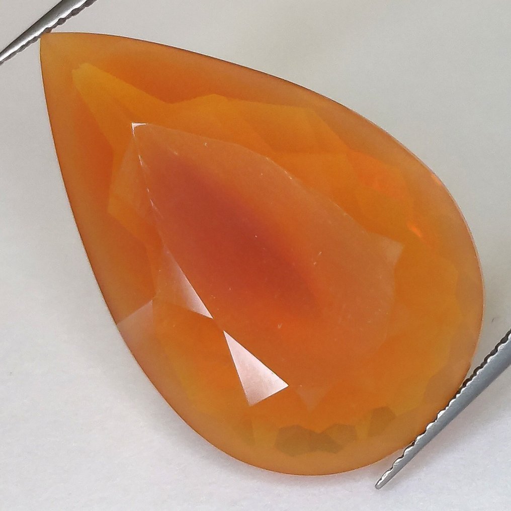 Orange Fire Opal  - 17.27 ct - Antwerp Laboratory for Gemstone Testing (ALGT) #2.1