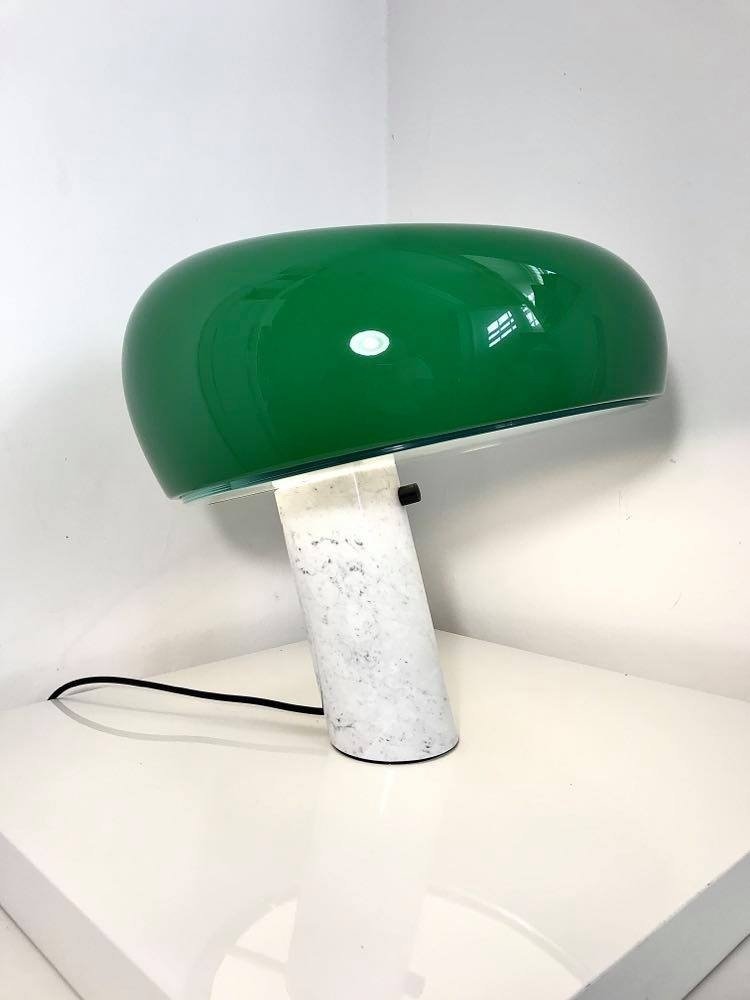 Flos - Achille Castiglioni - Lampa - Grön Snoopy - Sockel i vit Carrara marmor och aluminium diffusor #1.1