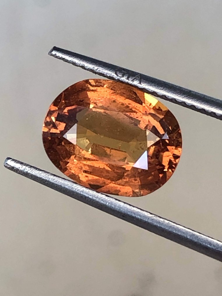 1 pcs  橙色 蓝宝石  - 4.51 ct - 美国宝石研究院（GIA） #1.0