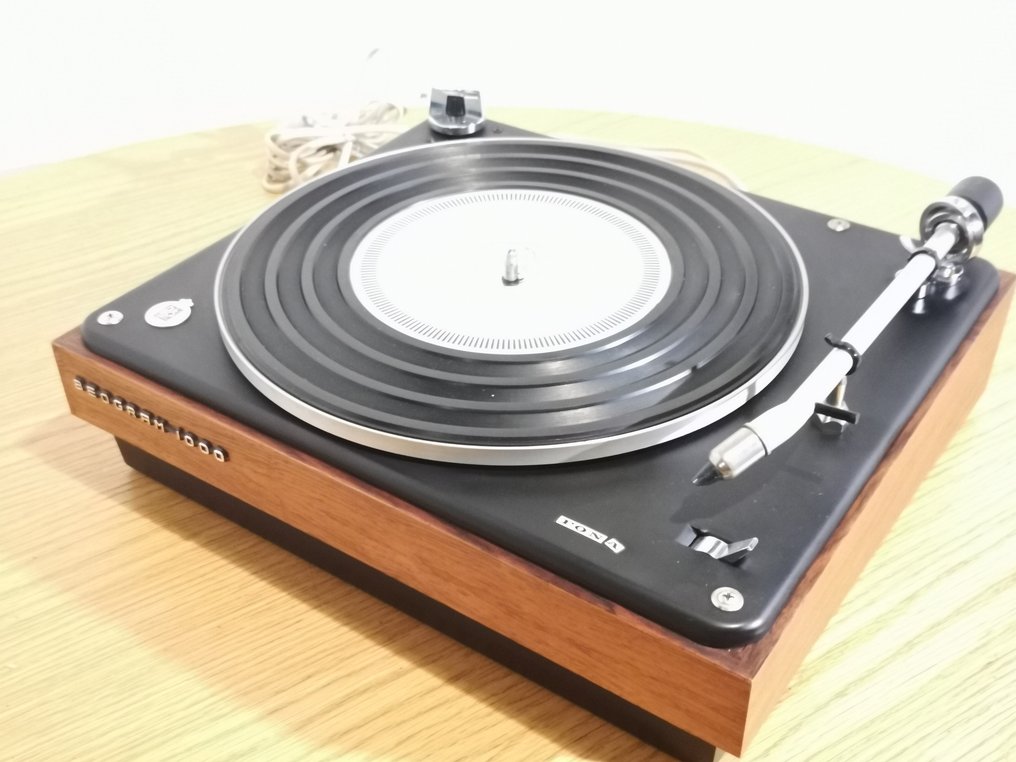 Bang & Olufsen - Beogram 1000, ανακαινισμένο. Περιλαμβάνοντας το αυθεντικό στοιχείο πικάπ. Πικάπ #1.0