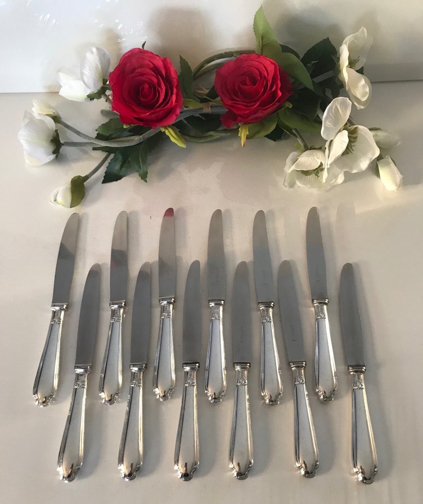 Alfénide by Christofle - Table knife - Set of 12 Pompadour model dessert knives. - Silver metal #1.0