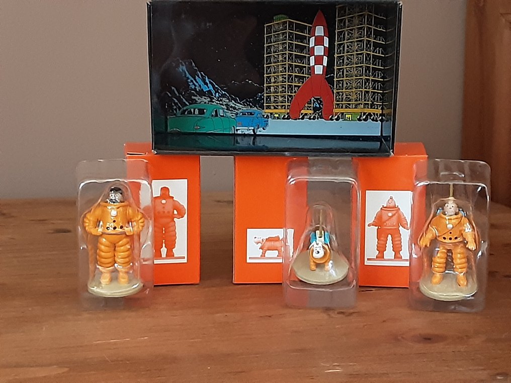 Tintin - Ensemble de 3 figurines Moulinsart - Tintin, Haddock et Milou cosmonautes - 1 Αφαιρετικά - 2014 #4.3