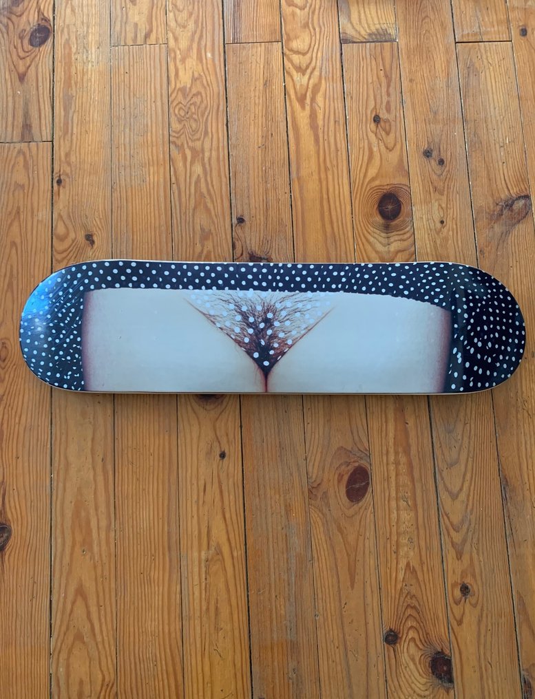 Ren Hang 任航 (1987-2017) - SK8 Photo Series, 2015 (3 pièces) #3.2