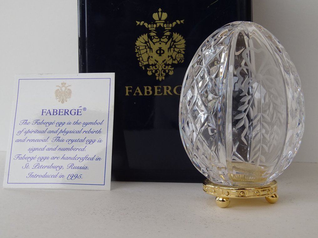 House of Fabergé - Figure - Romanov Coronation - Original box with eagle - 24 carat gold finished #3.2
