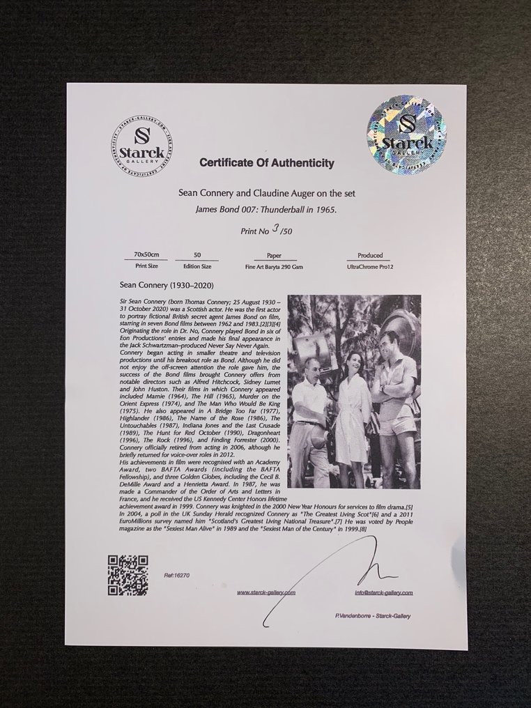 James Bond 007: Thunderball, Sean Connery & Claudine Auger on set in 1965. - Fine Art Photography - Luxury Wooden Framed 70X50 cm - Limited Edition Nr01 of 50 - Serial 162670 - Original Certificate (COA), Hologram - 100% New. Shipping Reduction from 3 items #1.0