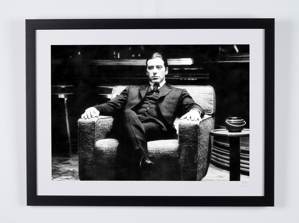 The Godfather - Al Pacino as "Michael Corleone" - Fine Art Photography - Luxury Wooden Framed 70X50 cm - Limited Edition Nr 10 of 50 - Serial ID 16386 - Original Certificate (COA), Hologram - 100% New. Shipping Reduction from 3 items #1.0