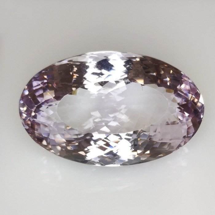 Ametiszt  - 74.00 ct - Instituto Gemólogico Español (IGE) #3.2