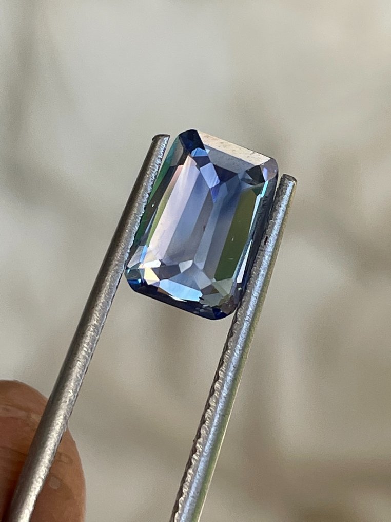 1 pcs  Albastru Safir  - 3.03 ct - GIA (Institutul gemologic din SUA) #1.0