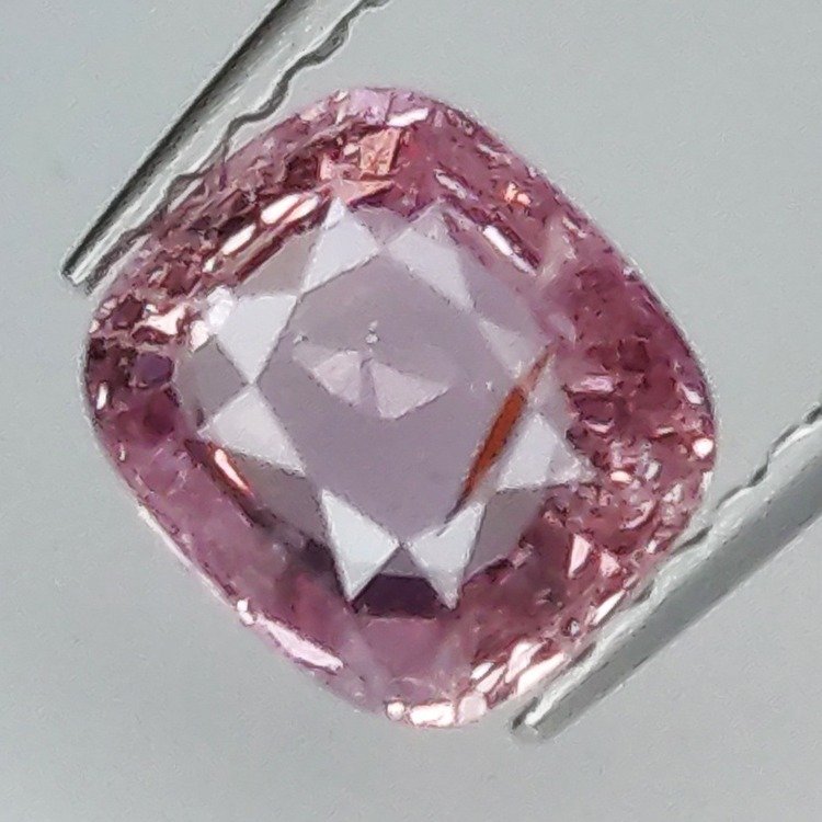 1 pcs  Roz Safir  - 1.05 ct - IGI (Institutul gemologic internațional) #3.2