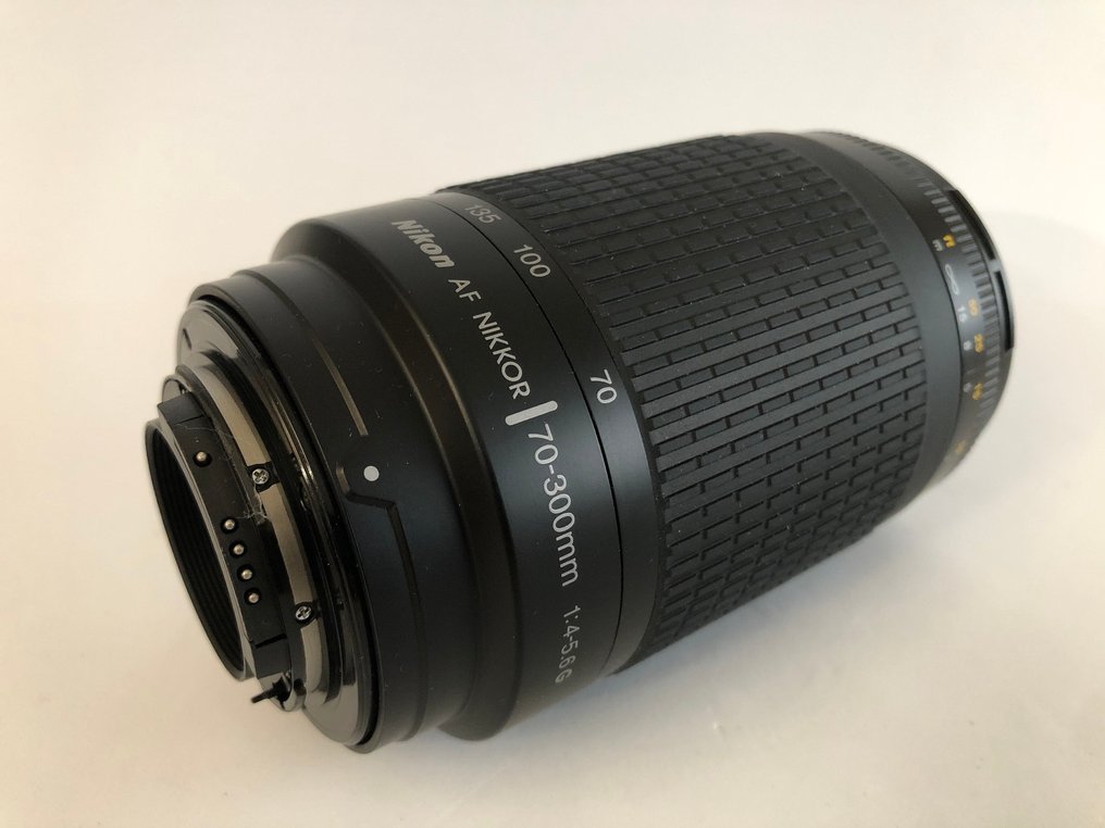 Nikon AF Nikkor 70-300mm 1:4-5,6 G | Objectif à focale variable #4.3