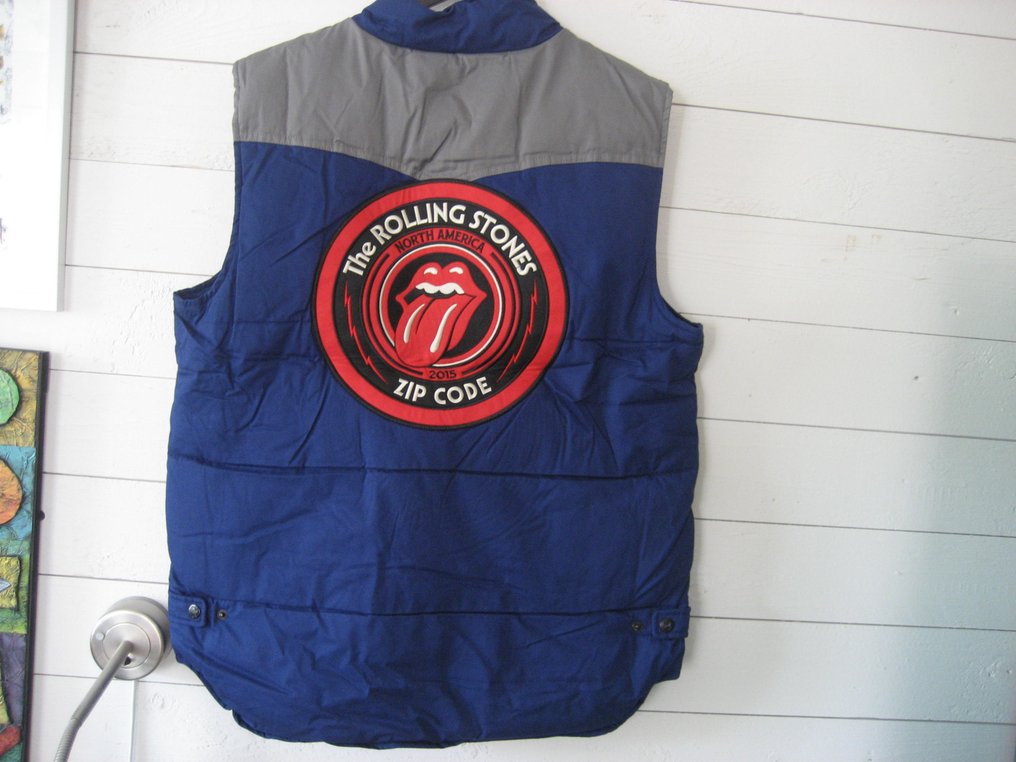 滾石樂團 - Puffer Vest Official merchandise zip code collection Size LARG NEW - 單張黑膠唱片 - 2020 #2.1