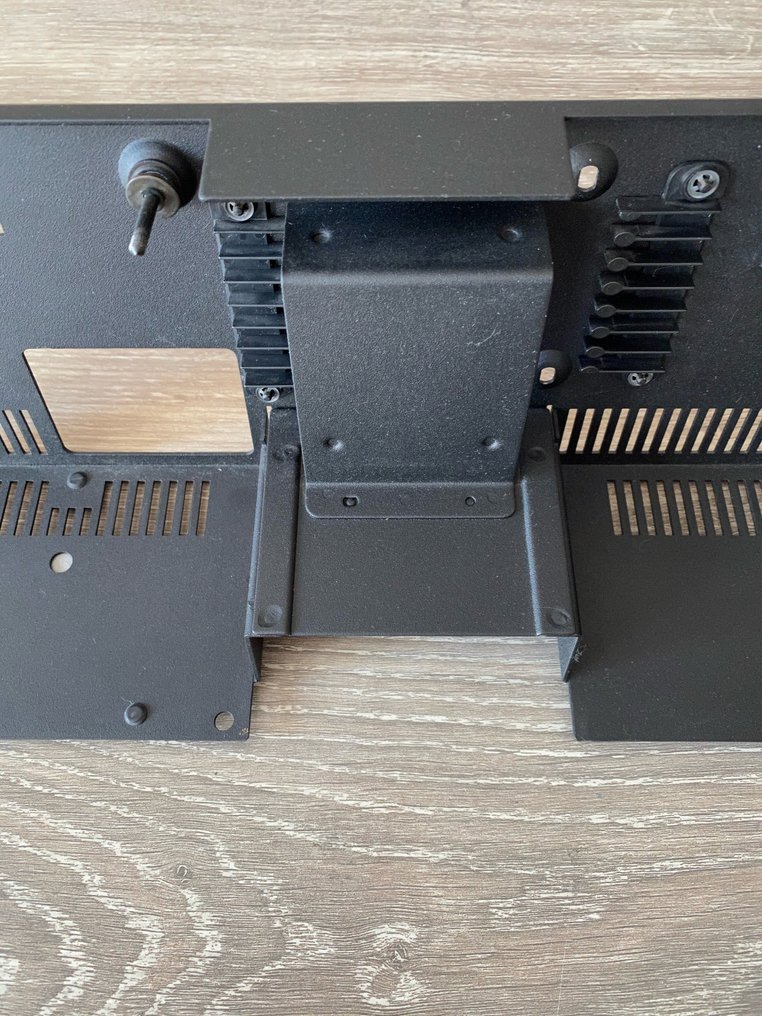 Bang & Olufsen David Lewis - Bracket for BeoSound & BeoLabs - Complete with all cables Hi-fi set #1.0