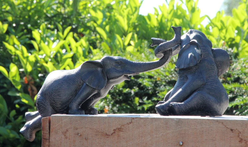 Άγαλμα, elephant rescue - 23 cm - ρητίνη #1.0