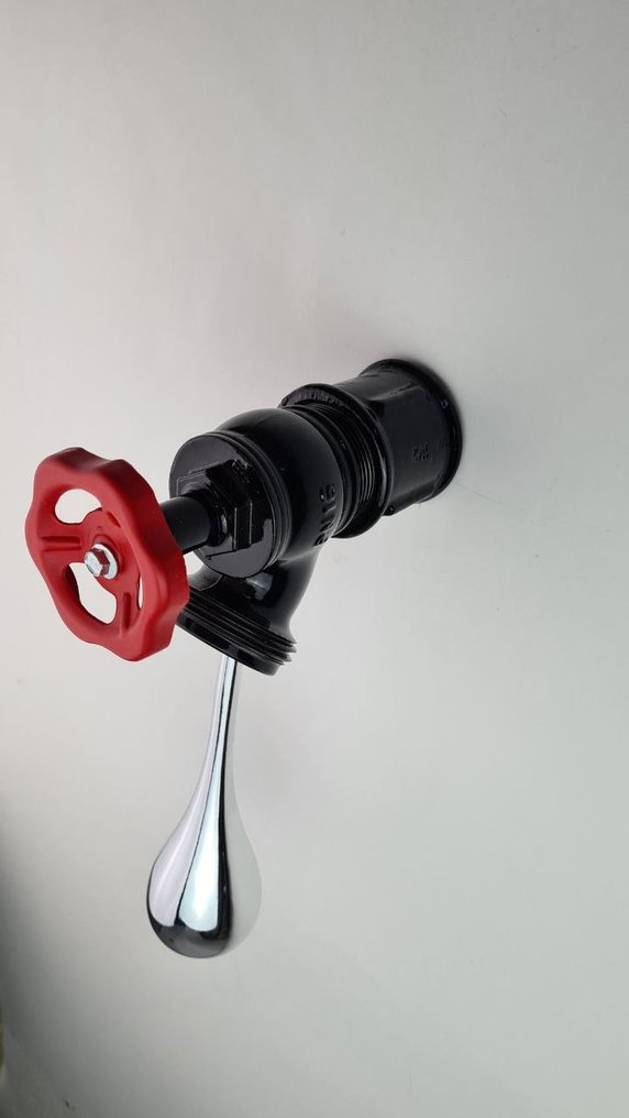 Santicri - Running Out #1.0