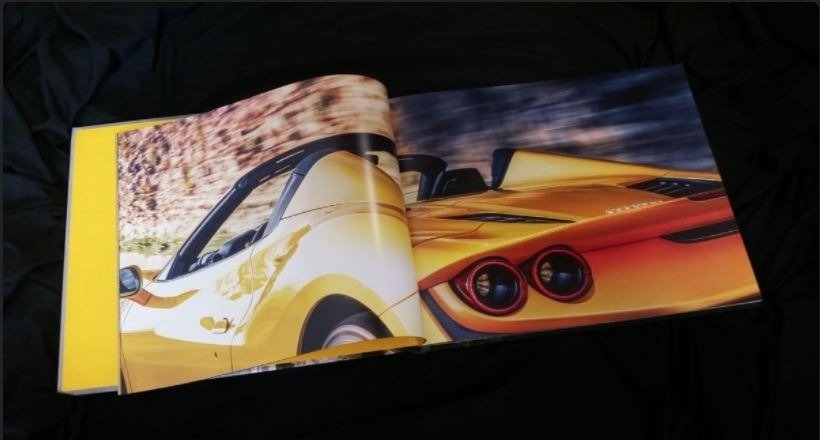 Brochure - Ferrari - 2020 Ferrari F8 Spider hardback brochure (6800/20) - 2020 #2.1