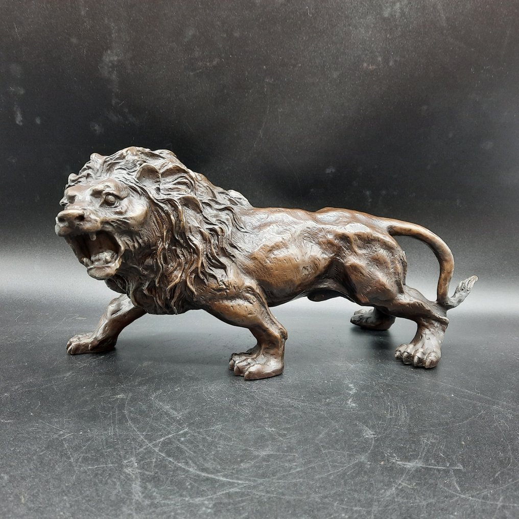 Statue, Large Bronze Lion 32cm Handmade 0 cm Bronze Catawiki