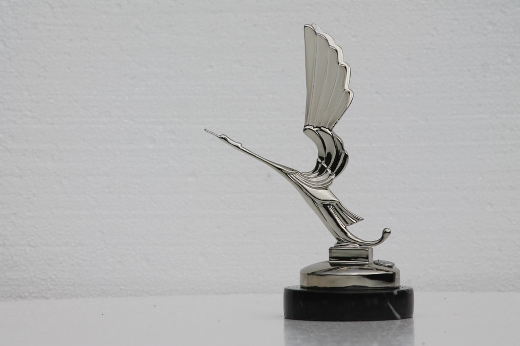 Maskottchen - hood ornament in de stijl van het relatief onbekende merk Hispano-Suiza - Bronze versilbert #4.3