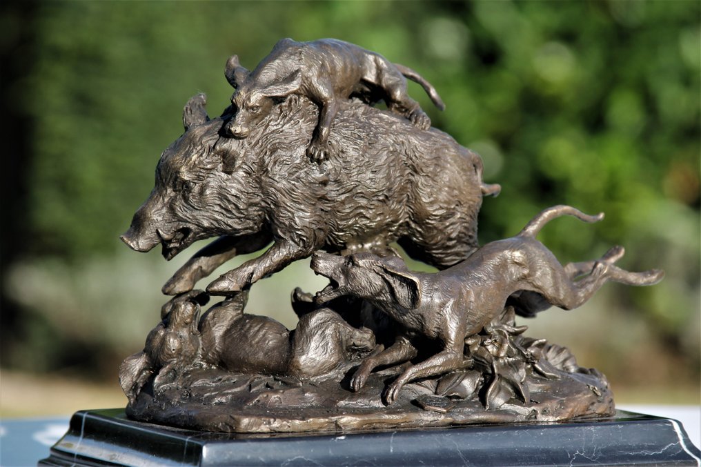 Statue, dogs attack bear - 18 cm - bronse marmor #1.0