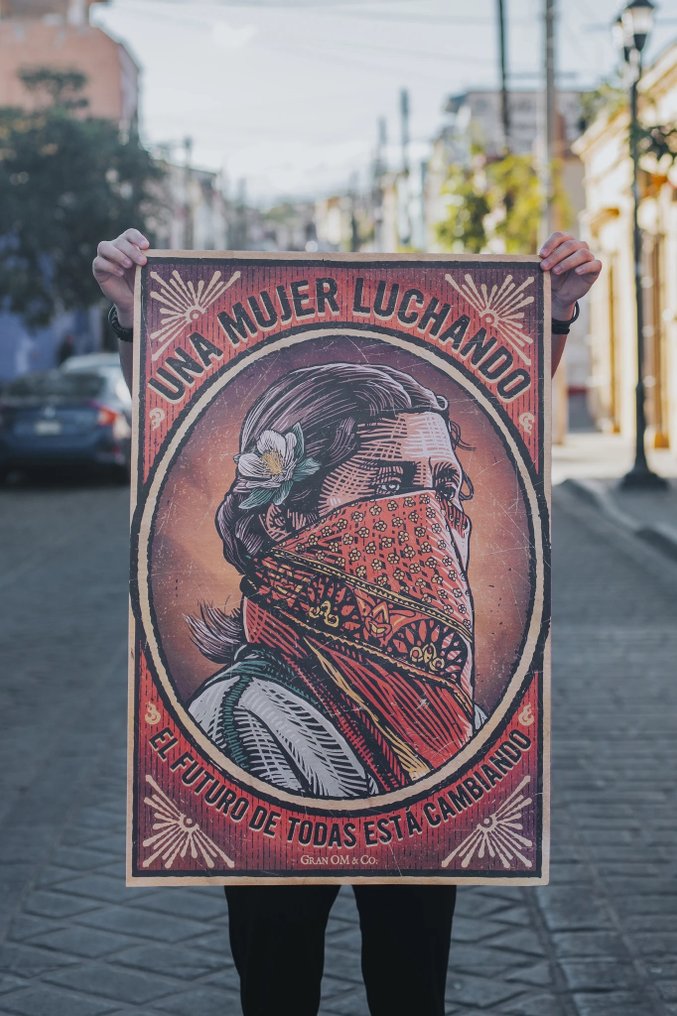 Gran OM - Gran OM - Mujer luchando #1.0