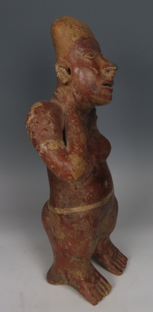 墨西哥西部哈利斯科州 Terracotta 女性圖。西元前 100 年 - 西元 250 年。 44 公分高。TL 測試。擁有西班牙出口許可證。 #1.2