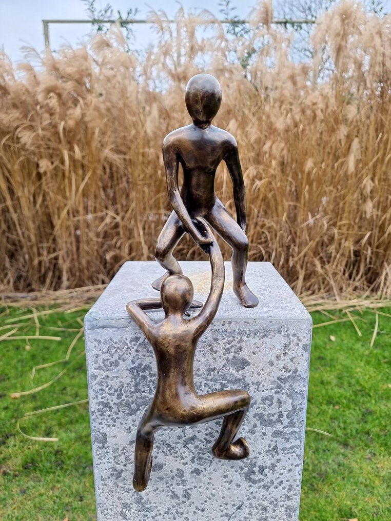 Veistos, De helpende hand - 45 cm - Pronssi #3.2